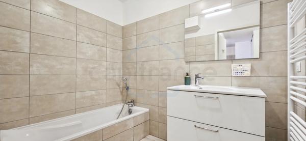 Appartement à vendre 3 pièces AJACCIO (20)