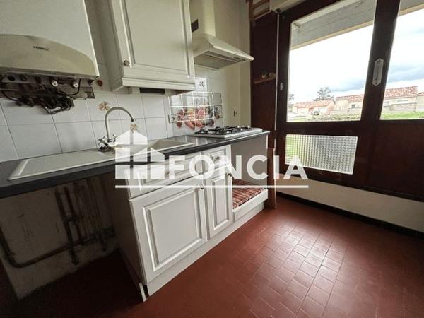 Location Appartement 4 pièces 76 m² - SQUARE MICHELET Albi 81000