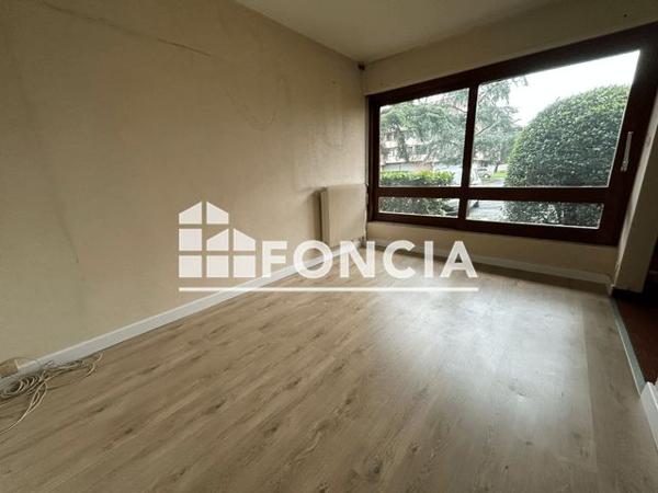 Location Appartement 4 pièces 76 m² - SQUARE MICHELET Albi 81000