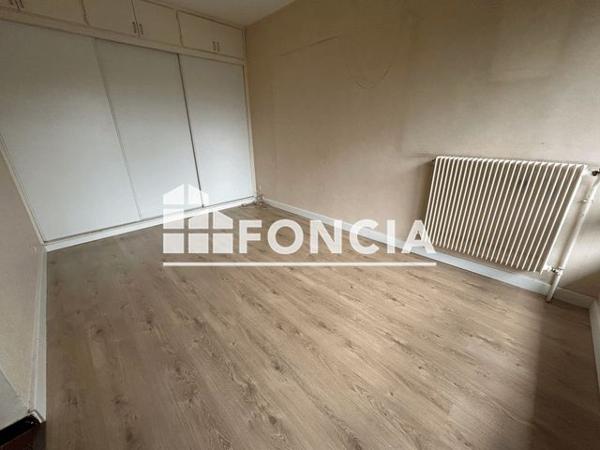Location Appartement 4 pièces 76 m² - SQUARE MICHELET Albi 81000
