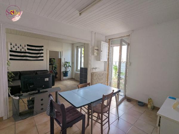 SEGONZAC PLAIN PIED AVEC JARDIN Maison de ville proche ...
