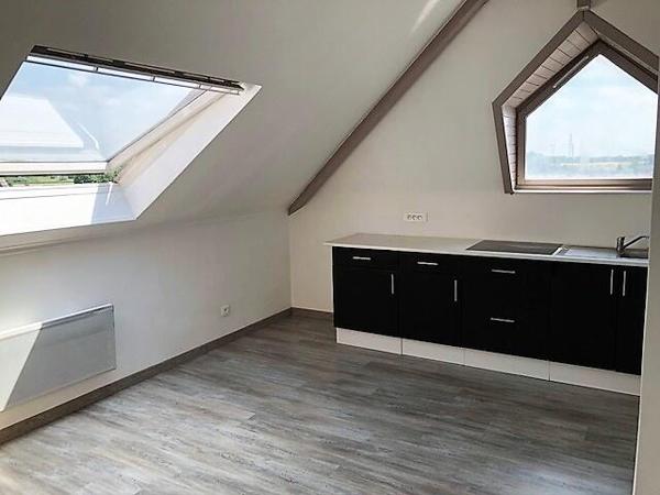 Bel immeuble de 7 appartements avec 12 parking et local vélo