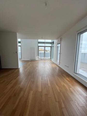 Location Appartement 5 pièces 131.69 m² - Rueil-malmaison 92500