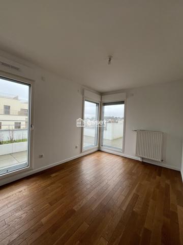 Location Appartement 5 pièces 131.69 m² - Rueil-malmaison 92500