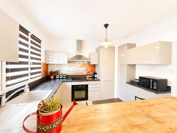 Maison Istres 4 pièce(s) 110 m2