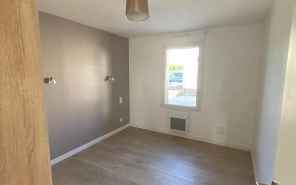 Maison à louer    3 pièces • 64,37 m2 Porspoder