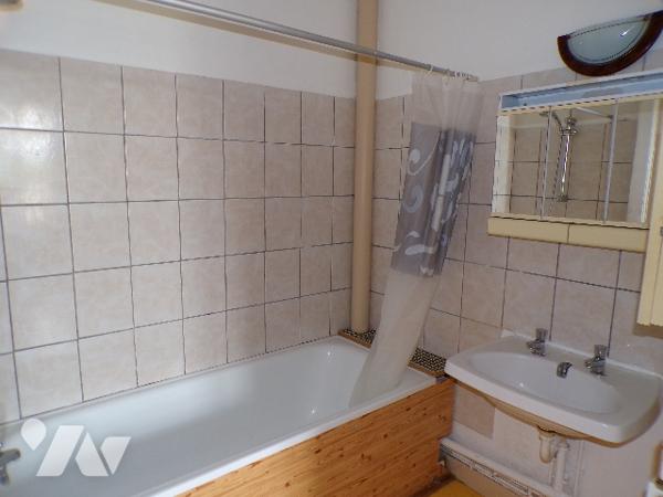 Immeuble de rapport à usage mixte