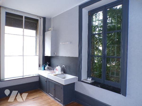 Immeuble de rapport à usage mixte