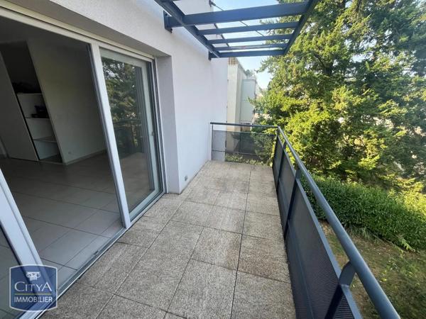 Appartement à louer 3 pièces 73.43m² Tours (37100)