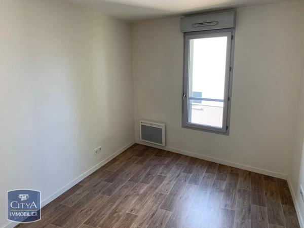 Appartement à louer 3 pièces 73.43m² Tours (37100)