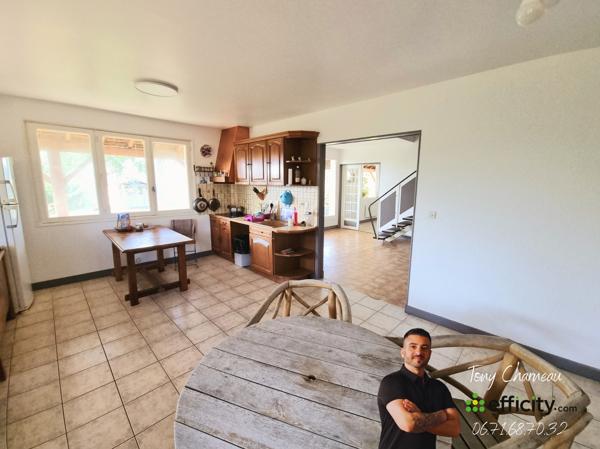 Maison
         5 pièces
        - 260 m² 213 000 € *