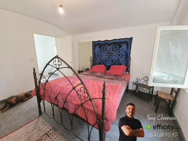 Maison
         5 pièces
        - 260 m² 213 000 € *
