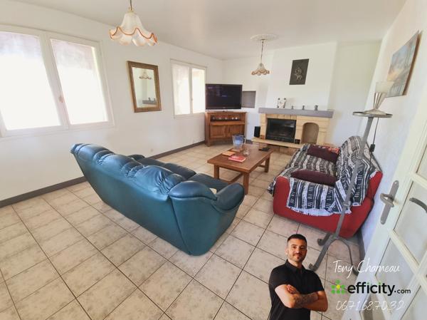 Maison
         5 pièces
        - 260 m² 213 000 € *