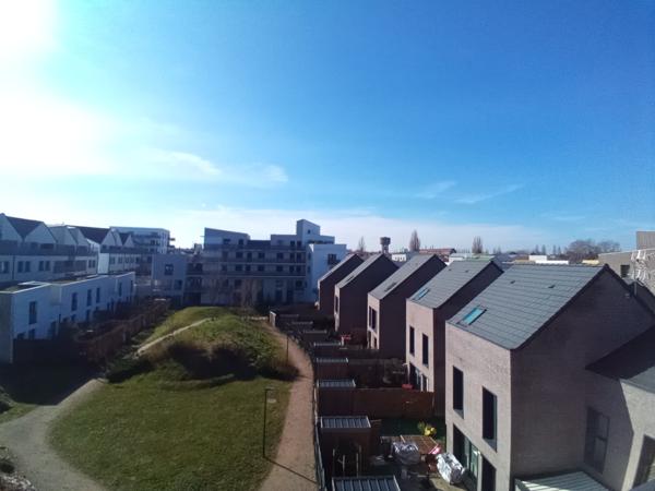 Lille (59000) Exclusivité : Appartement contemporain 63m² de 2019 , économe, dernier étage, DPE B, terrasse plein Sud