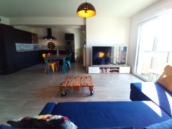 Lille (59000) Exclusivité : Appartement contemporain 63m² de 2019 , économe, dernier étage, DPE B, terrasse plein Sud