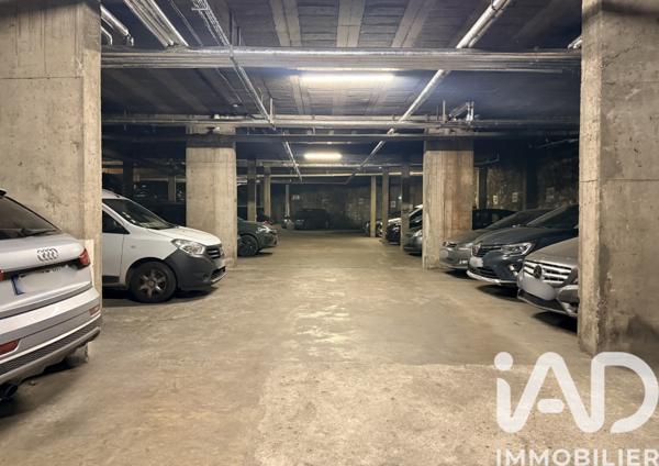 Parking à vendre 10 m² Paris 11