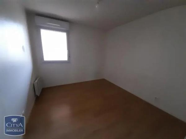 Appartement à louer 2 pièces 51m² Évreux (27000)