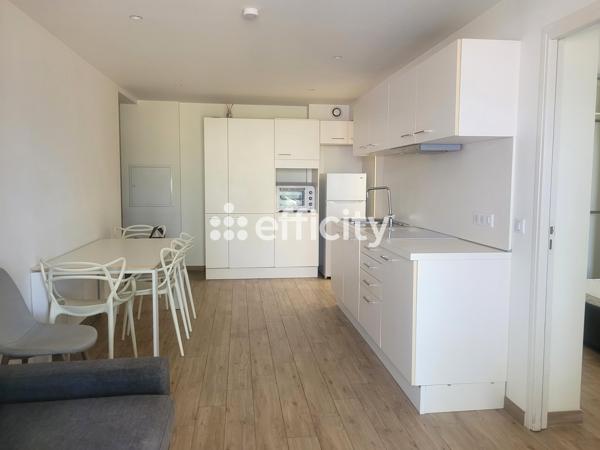 Appartement
         2 pièces
        - 39 m² 149 000 € *