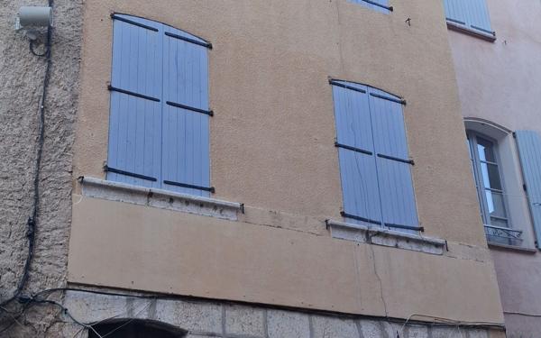 Maison à vendre    3 pièces •  Aups