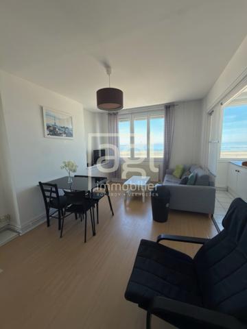 Appartement meublé avec vue mer – Disponible immédiatement