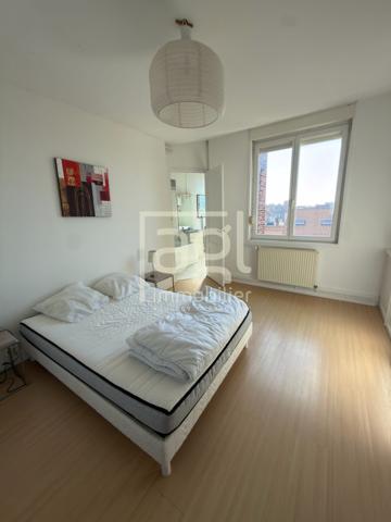 Appartement meublé avec vue mer – Disponible immédiatement