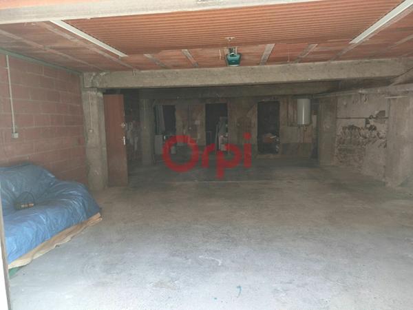 Immeuble à vendre    5 pièces •  Vinça