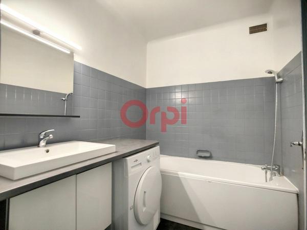 Immeuble à vendre    5 pièces •  Vinça