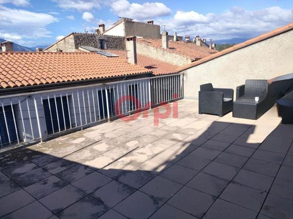 Immeuble à vendre    5 pièces •  Vinça