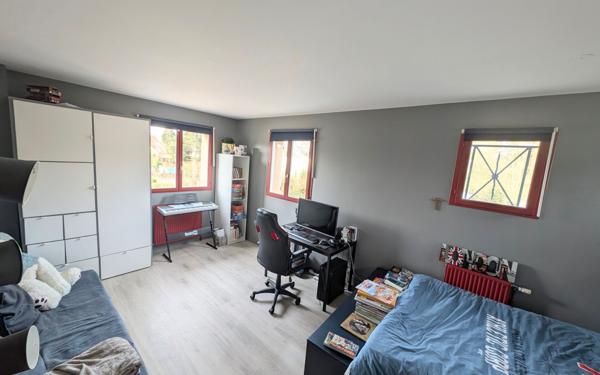 Maison à vendre    8 pièces •  Noisy-le-Roi