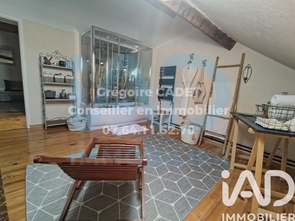 Maison à vendre 5 pièces 238,12 m² Toulx-Sainte-Croix