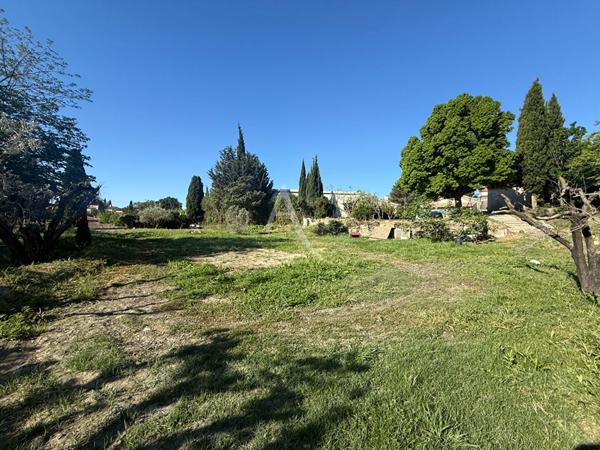 Terrain Istres 880 m2