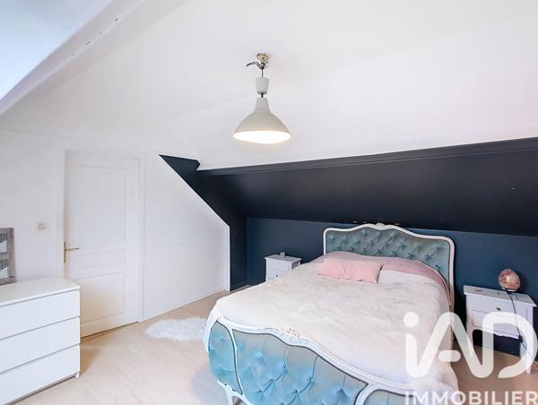 Maison à vendre 9 pièces 217 m² Franqueville-Saint-Pierre