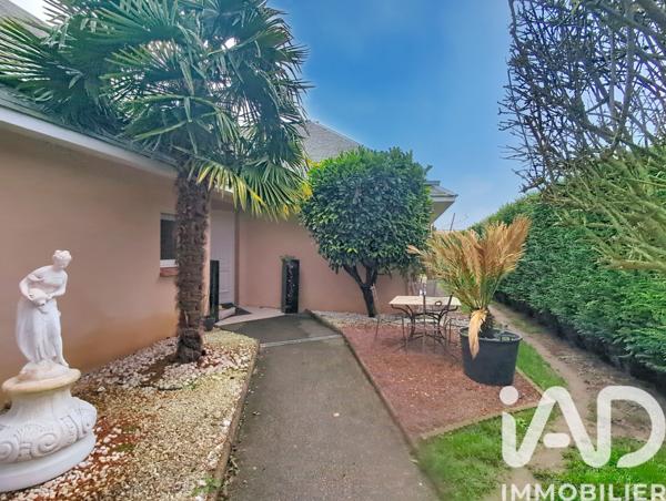 Maison à vendre 9 pièces 217 m² Franqueville-Saint-Pierre