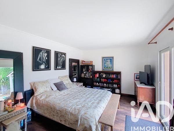 Maison à vendre 9 pièces 217 m² Franqueville-Saint-Pierre