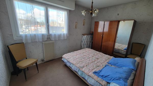 PAU - Appartement T4 de 85.95 m2 avec balcon, garage, parking et cave