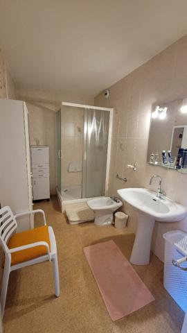 PAU - Appartement T4 de 85.95 m2 avec balcon, garage, parking et cave