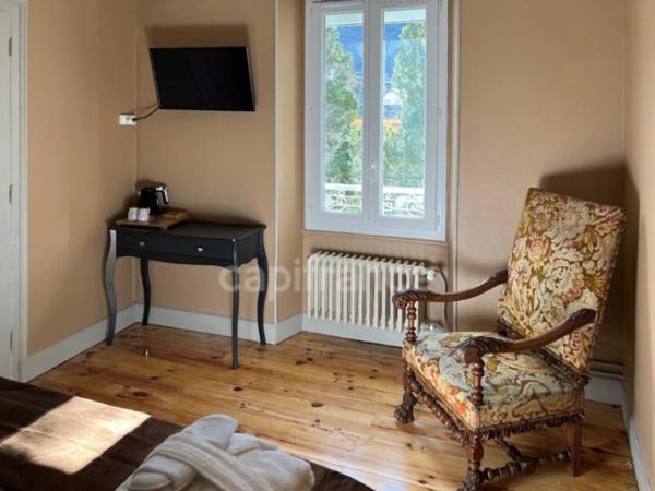 Dpt Savoie (73), à vendre SAINT MICHEL DE MAURIENNE, demeure bourgeoise, chambres d'hôtes, parc