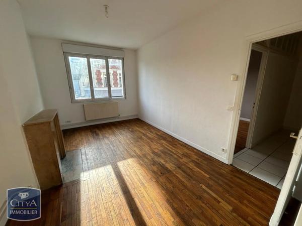 Appartement à louer 2 pièces 51.79m² Saint-Quentin (02100)