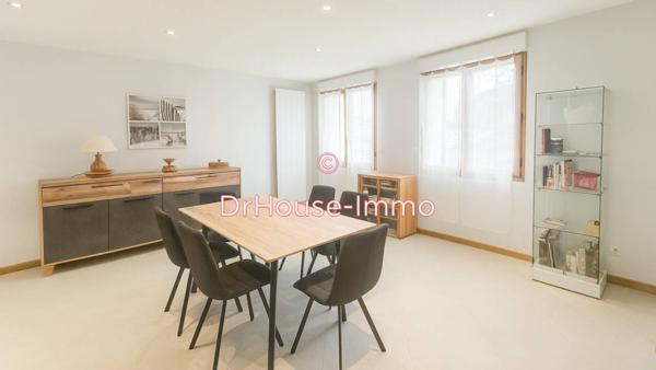 Maison à louer 4 pièces de 143 m²