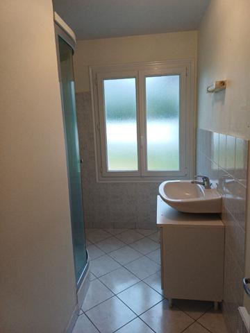 Maison de plain-pied située à Bagneux (49400), secteur recherché