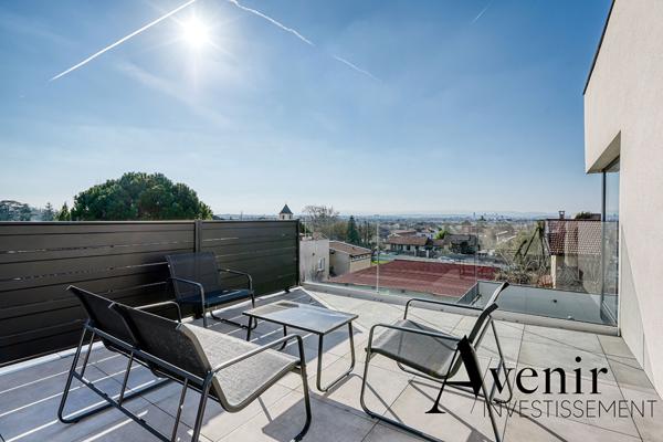 DÉCINES-CHARPIEU - VILLA CONTEMPORAINE - 322 m2 -5 CHAMBRES - PISCINE Decines charpieu DÉCINES-CHARPIEU - VILLA CONTEMPORAINE - 322 m2 -5 CHAMBRES - PISCINE Decines charpieu