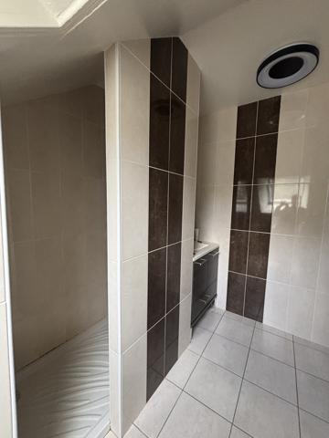 Pluvigner (56330) Belle longère en pierre de 147 m² habitable sur grand terrain au calme de la campagne