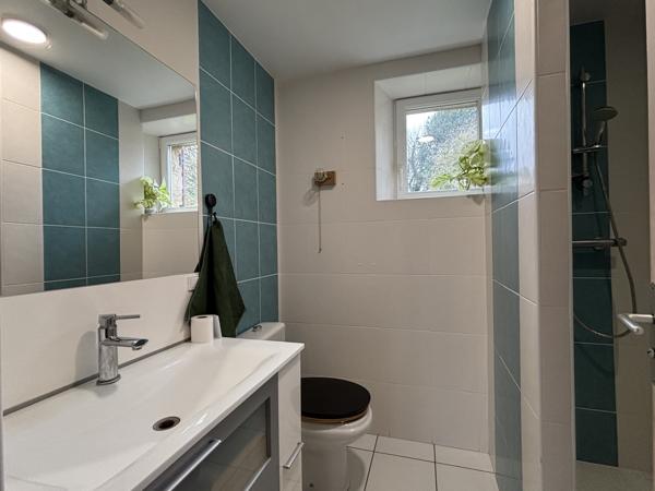 Pluvigner (56330) Belle longère en pierre de 147 m² habitable sur grand terrain au calme de la campagne