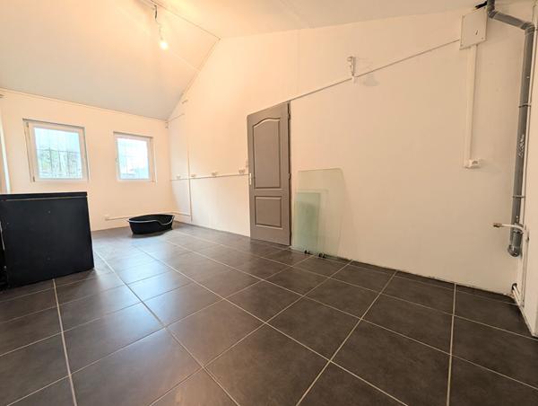 Local commercial 96m² sur 310m² de terrain