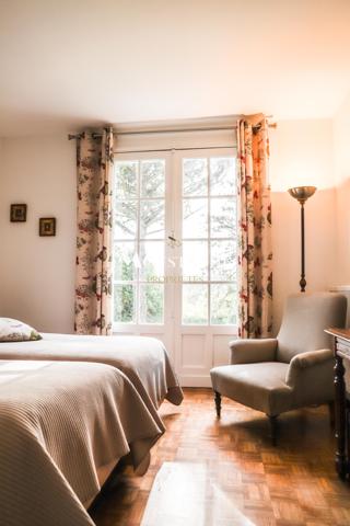 BELLE VILLA FAMILIALE - PROCHE OCÉAN -