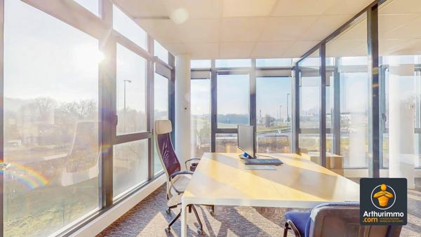 Location Bureau 274 m2 à Brignais