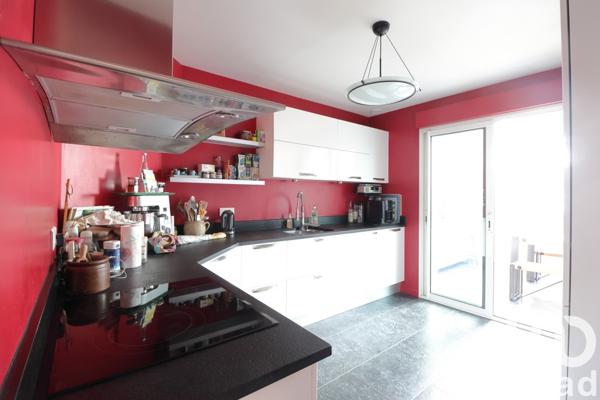 Maison à vendre 8 pièces 159 m² Magny-les-Hameaux