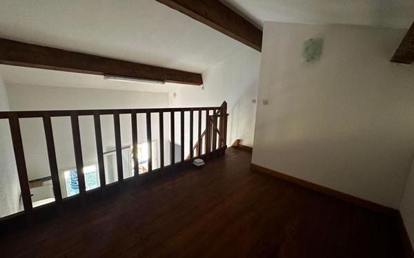 Maison à louer    2 pièces •  Thueyts