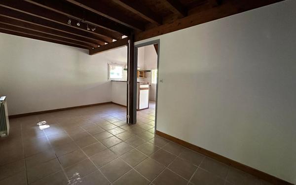 Maison à louer    2 pièces •  Thueyts