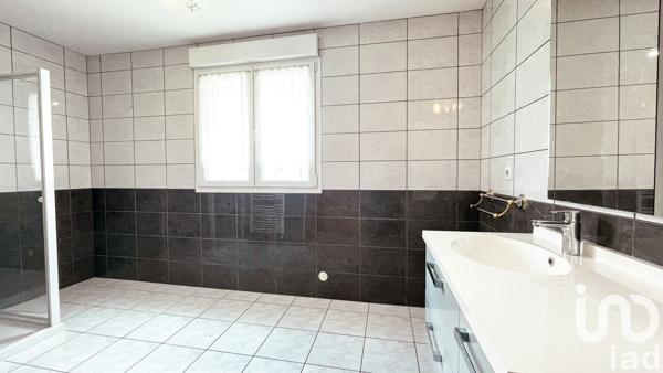 Apartment for sale 5 rooms 106 m² Lexy